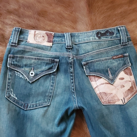 Miss Me jeans size 28 low rise. Light wash - Picture 1 of 6